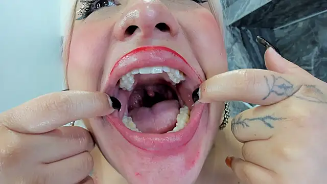 miss_danika's Webcam Show