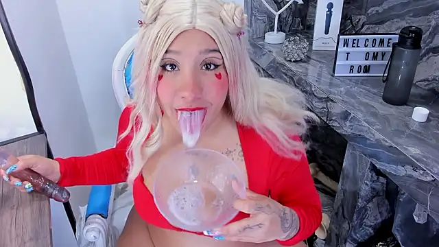 miss_danika's Webcam Show