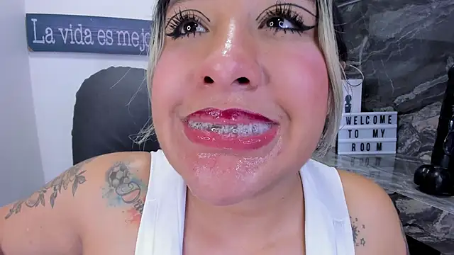 Webkamerová show miss_danika