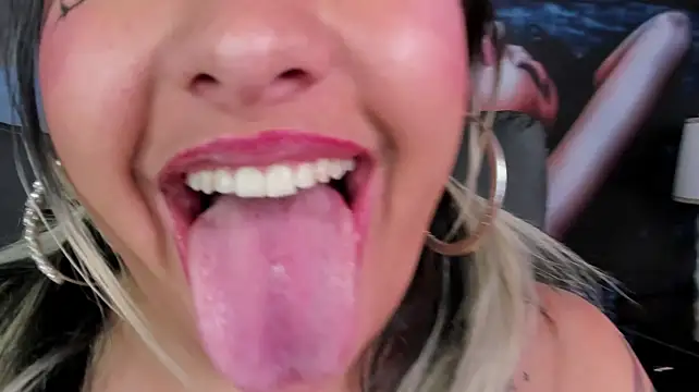 miss_danika Webcam Show