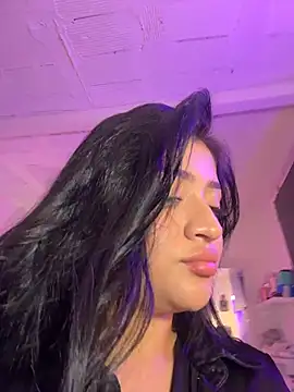 XXX chat uživo modela lucianaroy