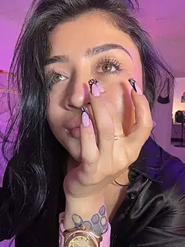 lucianaroy 现场XXX聊天