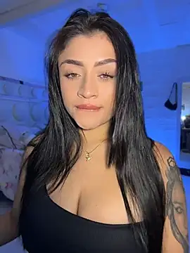 Chatroom XXX en direct de lucianaroy