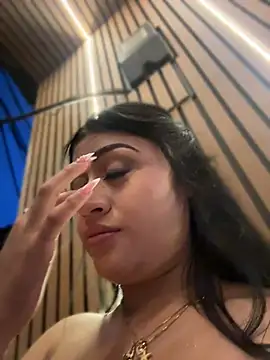 lucianaroy's Webcam Show