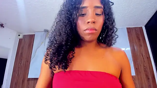 lia_16 Show in webcam