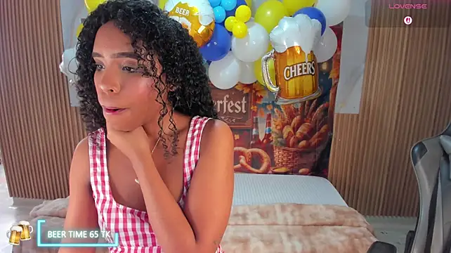 lia_16n Webbikameraesitys