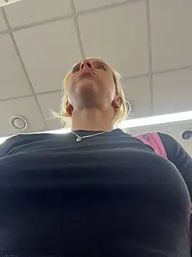 LikaCat's Webcam Show