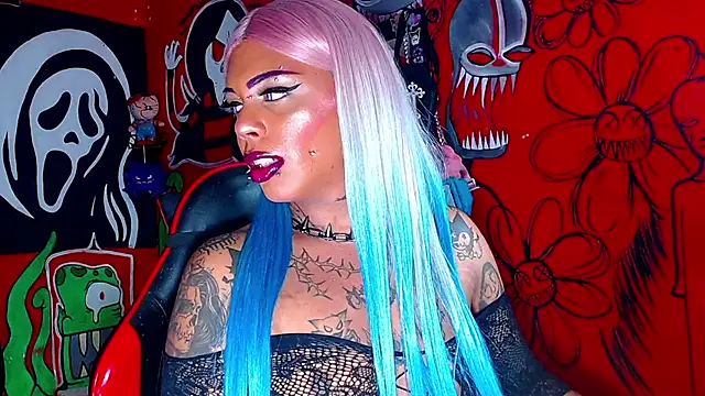 הופעת וובקאם של Monstermarcelinx