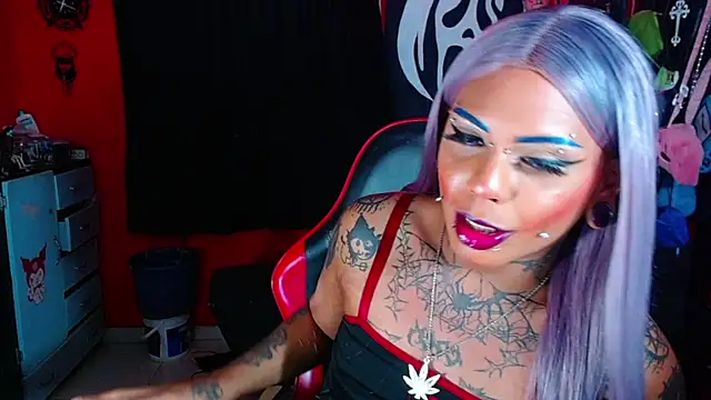 Monstermarcelinx webcam show