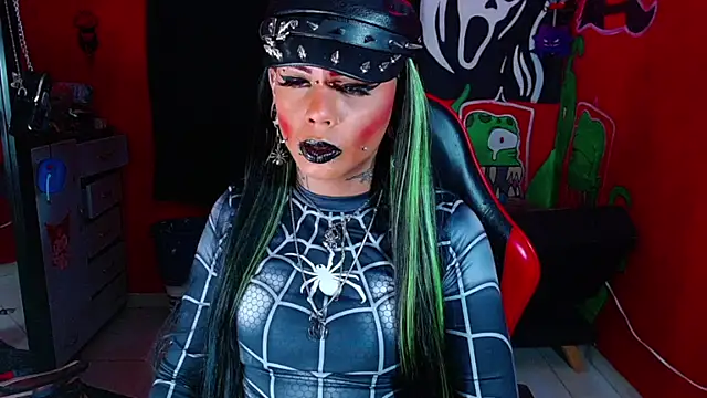 Monstermarcelinx Show in webcam