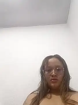 lucyy06 실시간 채팅방