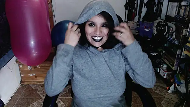 kureiji_hentaii Live XXX Chat