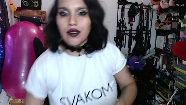 kureiji_hentaiin Live XXX chat