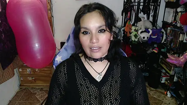 kureiji_hentaii Adlı Modelin Web Kamerası Şovu