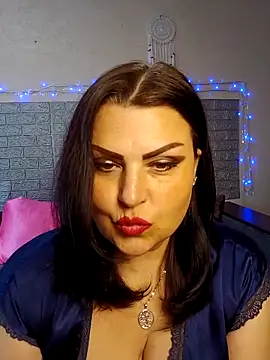 kataleya94 Adlı Modelin Canlı XXX Sohbeti