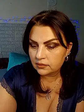 kataleya94 Adlı Modelin Canlı XXX Sohbeti