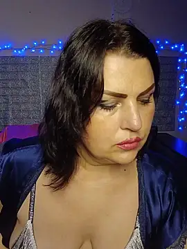 kataleya94 Adlı Modelin Canlı XXX Sohbeti