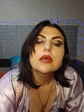 צ'אט XXX בשידור חי של kataleya94
