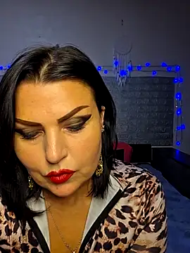 kataleya94 Adlı Modelin Canlı XXX Sohbeti