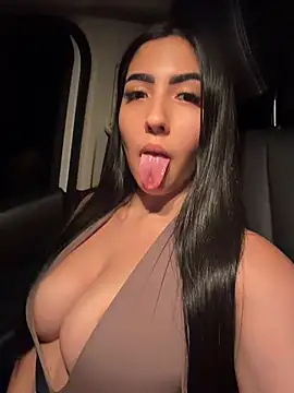 I_AM_SOPHIE_ Adlı Modelin Web Kamerası Şovu