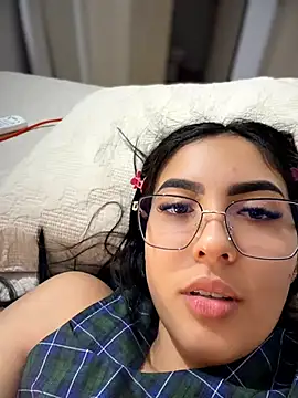 I_AM_SOPHIE_ Show in webcam