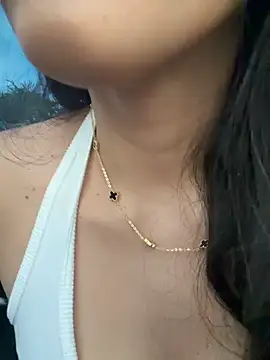 I_AM_SOPHIE_ Adlı Modelin Web Kamerası Şovu