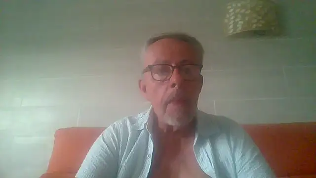 tuggy59's Webcam Show