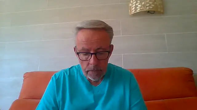 Pokazy przed kamerką – tuggy59