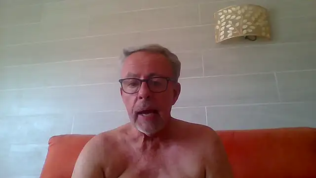 tuggy59's Webcam Show