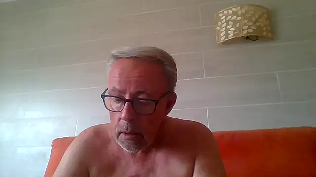 tuggy59's Webcam Show