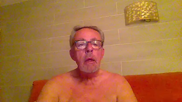 tuggy59's Webcam Show