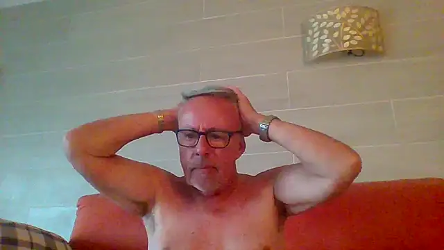 tuggy59 Show in webcam