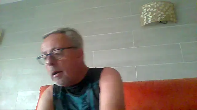 tuggy59's Webcam Show