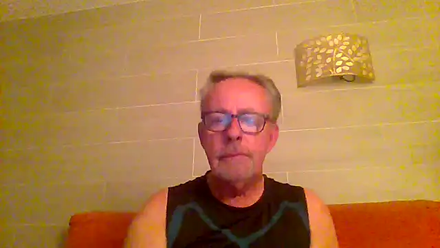 tuggy59 Show in webcam