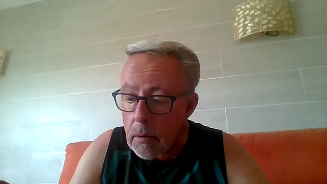 tuggy59 Show in webcam