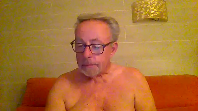 tuggy59 网络视讯表演