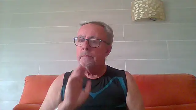 tuggy59's Webcam Show
