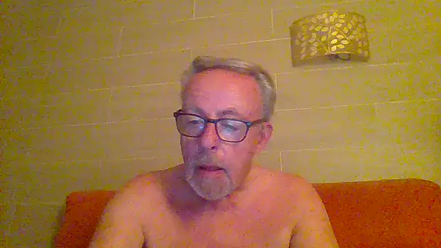 tuggy59 Show in webcam