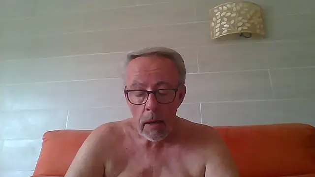 tuggy59's Webcam Show