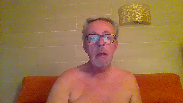 Show modela tuggy59 na web-kameri