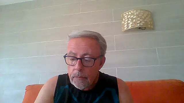 tuggy59's Webcam Show
