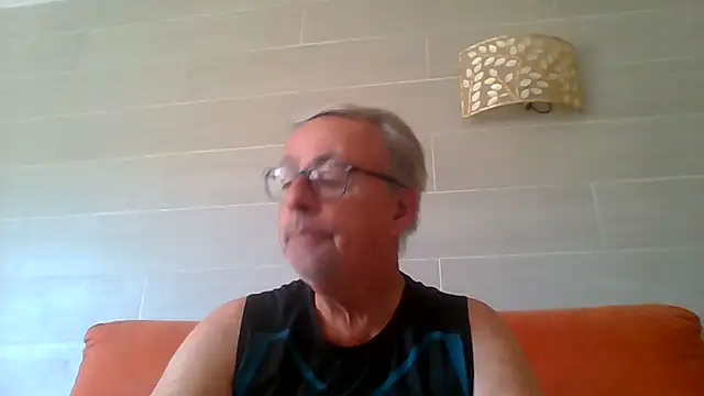 tuggy59 Show in webcam