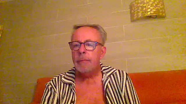 tuggy59's Webcam Show