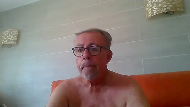 tuggy59's Webcam Show