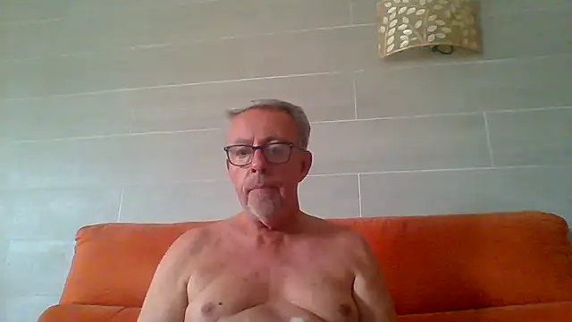 Show modela tuggy59 na web-kameri