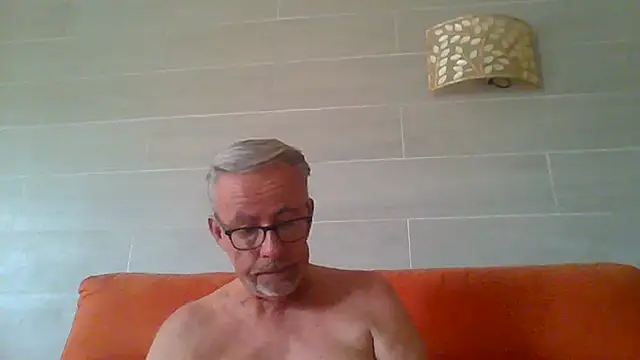 Вебкам-шоу tuggy59