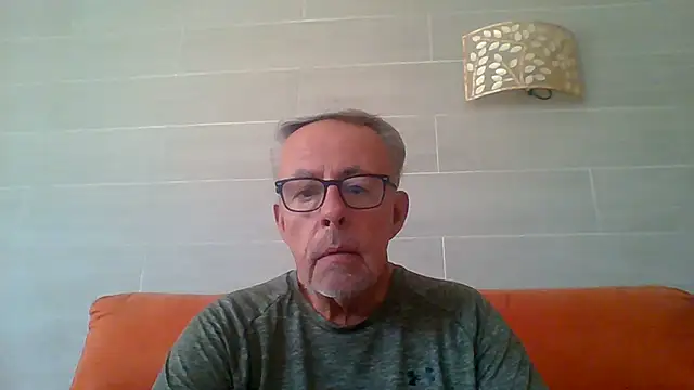 הופעת וובקאם של tuggy59
