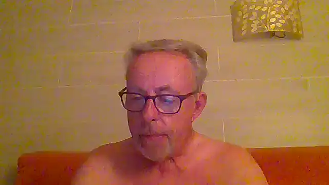 הופעת וובקאם של tuggy59