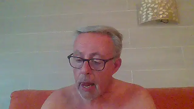 הופעת וובקאם של tuggy59