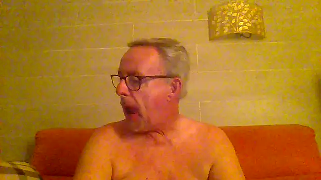 tuggy59 Шоу с уебкамера